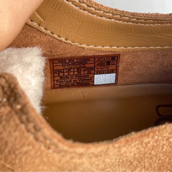 UGG Ashton Tan Suede Loafers - Picture 4 of 8